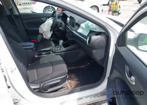 2021 Kia Forte Lxs из США, поврежденный, VIN 3KPF24AD5ME335331